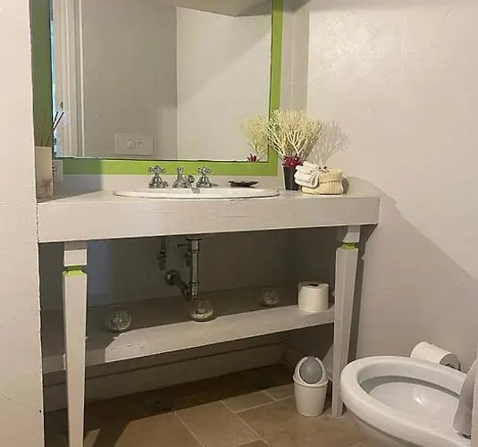 Francesca Villa Capri